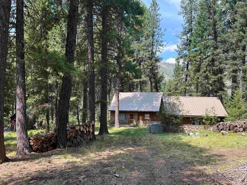 44 Long Creek Rd, Lowman, ID, 83637-7126 | Card Image