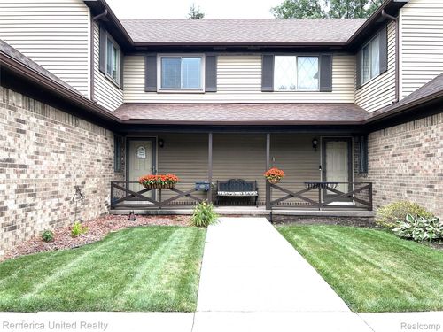 3772 Heritage Pkwy, Dearborn, MI, 48124-3178 | Card Image