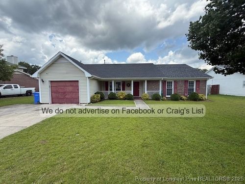 6824 Pin Oak Ln, Fayetteville, NC, 28314-5145 | Card Image