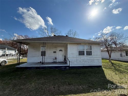 2355 Myrtle Ave, Gastonia, NC, 28052-1112 | Card Image
