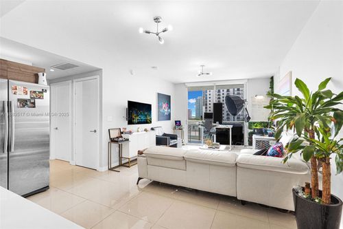 unit-1010-1010 2nd Ave, Miami, FL, 33130-4457 | Card Image