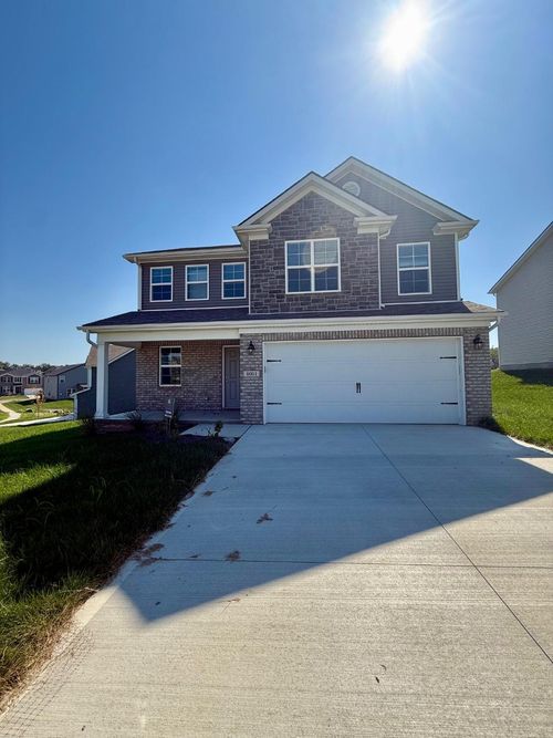 8001a Driftwood Loop, Richmond, KY, 40475-8464 | Card Image