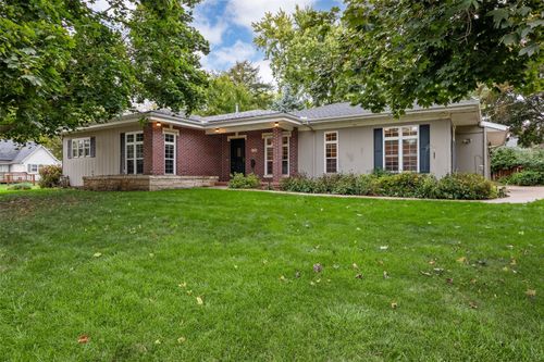 1108 E 3rd St, Anamosa, IA, 52205-1502 | Card Image