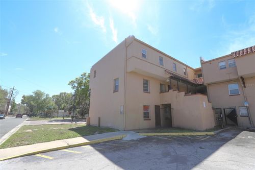19-914 8th Ave, GAINESVILLE, FL, 32601-6402 | Card Image