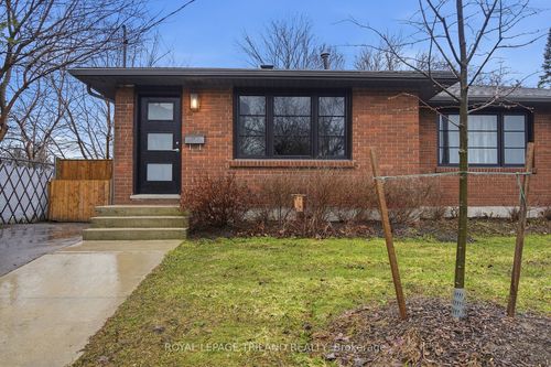 125 Connaught Ave, London, ON, N5Y3A5 | Card Image
