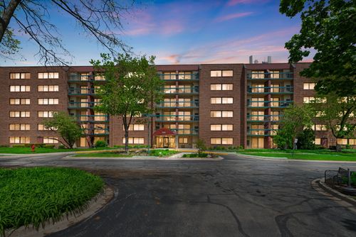 apt-203-1840 Huntington Blvd, Hoffman Estates, IL, 60169-6744 | Card Image