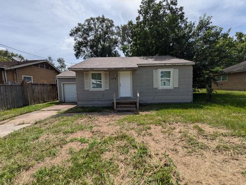 4770 Galveston St, Beaumont, TX, 77703-1320 | Card Image