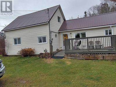 5150 Highway 2, House other with 3 bedrooms, 1 bathrooms and null parking in Bass River NS | Image 2