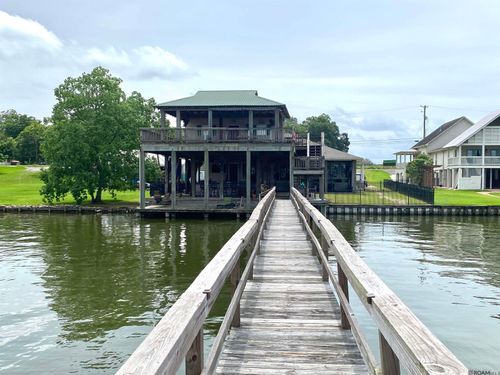 9371 Island Rd, Ventress, LA, 70783-3203 | Card Image