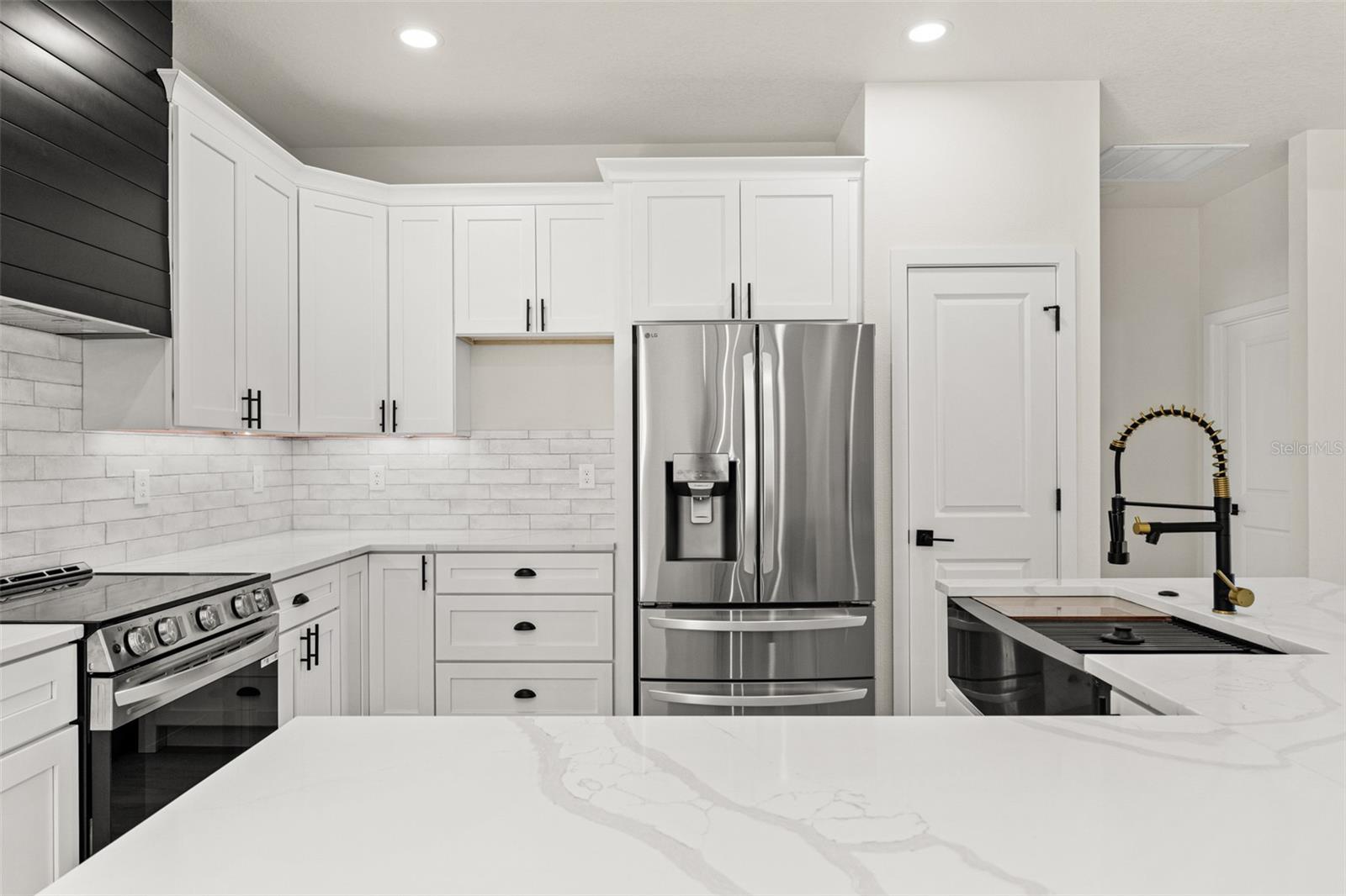 Residential in WEEKI WACHEE 5