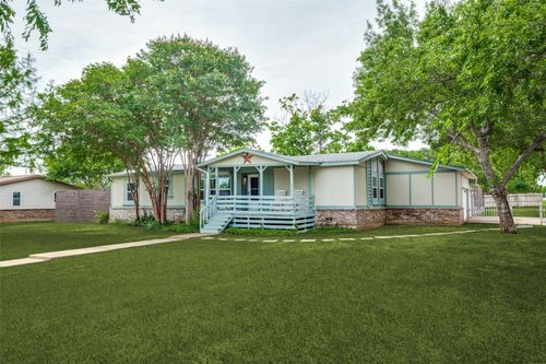301 Darrell Rd, Roanoke, TX, 76262-6148 | Card Image