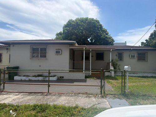 88 Nw 18th Avenue, Miami, FL, 33125 | Card Image