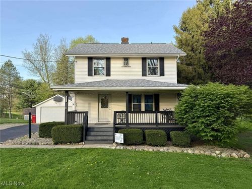 5840 Grenshaw Ave, Louisville, OH, 44641-9323 | Card Image