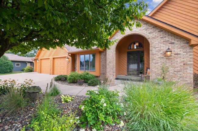 04_exterior.jpg | Image 10