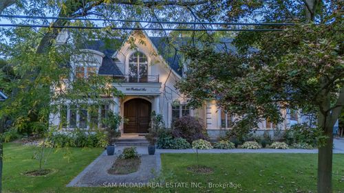 883 Parkland Ave, Mississauga, ON, L5H3G9 | Card Image