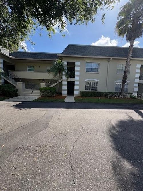 68 Country Club Dr, LARGO, FL, 33771-5614 | Card Image