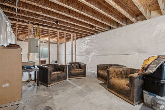Basement with electric panel | Image 28