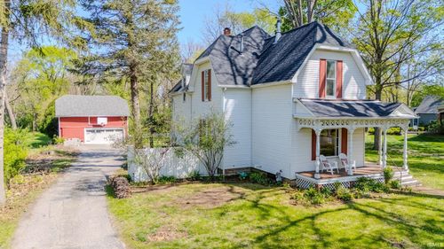 686 W Hill St, Wabash, IN, 46992-2904 | Card Image