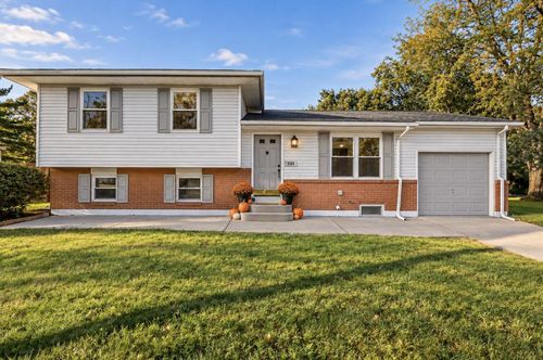2050 Willow Run Road, Grove City, OH, 43123 | Card Image