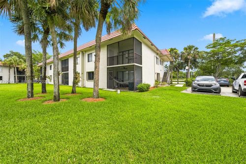 201-16257 Saddle Club Rd, Weston, FL, 33326-1739 | Card Image