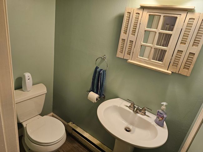 APT-1B - 2 Branch Rd, Condo with 2 bedrooms, 2 bathrooms and 2 parking in Thomaston CT | Image 7