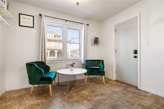 Breakfast nook | Image 21