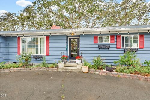 1921 Old Military Rd, Central Point, OR, 97502-1070 | Card Image