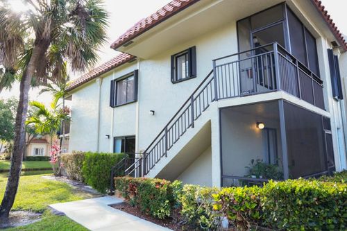 201-428 Lakeview Dr, Weston, FL, 33326-2459 | Card Image