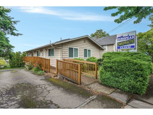 1205 Washington St, Oregon City, OR, 97045-1644 | Card Image