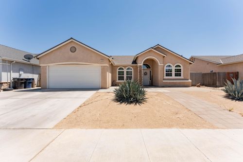 2355 Kelty Meadow Ave, Tulare, CA, 93274-7490 | Card Image