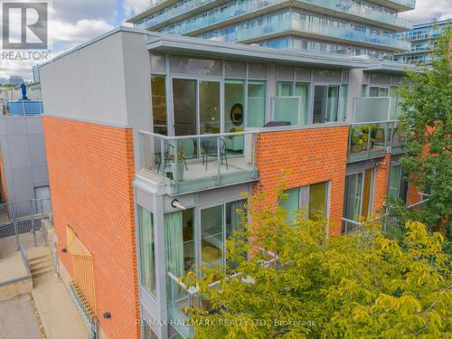 3-34 Boston Avenue, Toronto (South Riverdale), ON, M4M2T9 | Card Image