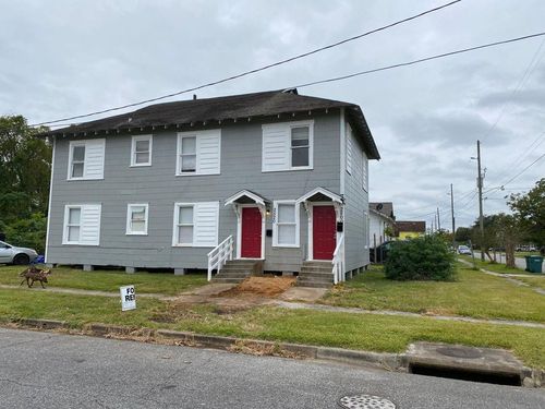 2500 Orange St, Beaumont, TX, 77701-8305 | Card Image