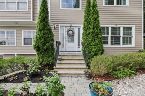 243 Birchwood Ave, Nyack, NY, 10960-1409 | Card Image