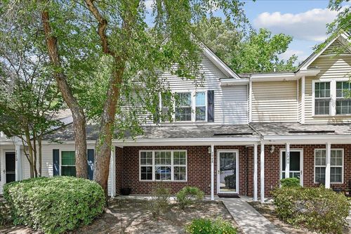 7948 Shadow Oak Dr, North Charleston, SC, 29406-9573 | Card Image