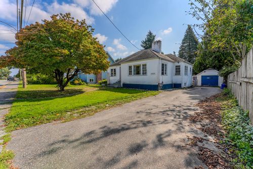 46220 Maple Ave, Chilliwack, BC, V2P2J4 | Card Image