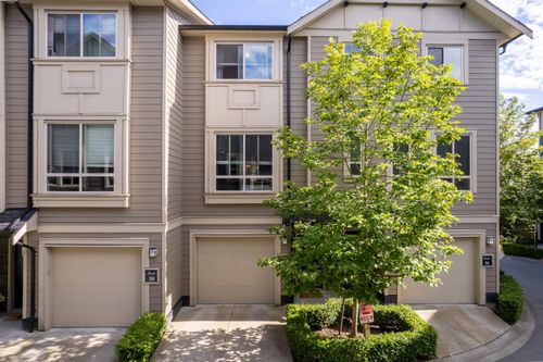 37-19913 70 Ave, Langley, BC, V2Y0S9 | Card Image