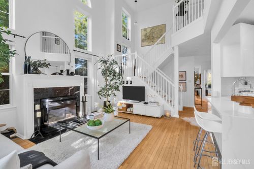 6 Clark Ct, Basking Ridge, NJ, 07920-2953 | Card Image