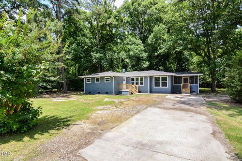 305 Bell St, Enfield, NC, 27823-1472 | Card Image