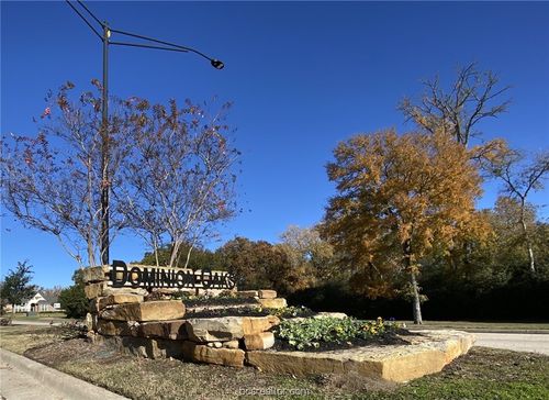 2004 R A Galindo Blvd, Bryan, TX, 77807-1486 | Card Image