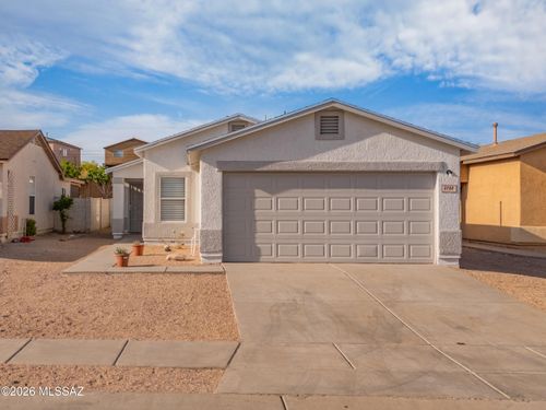 3708 W Fenton Way, Tucson, AZ, 85746-2557 | Card Image