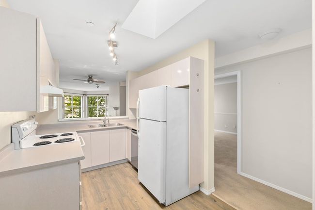 406 - 509 Carnarvon St, Condo with 2 bedrooms, 1 bathrooms and 2 parking in New Westminster BC | Image 7