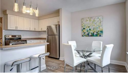 6-145 Elinor Ave, Scarborough, ON, M1R3H5 | Card Image