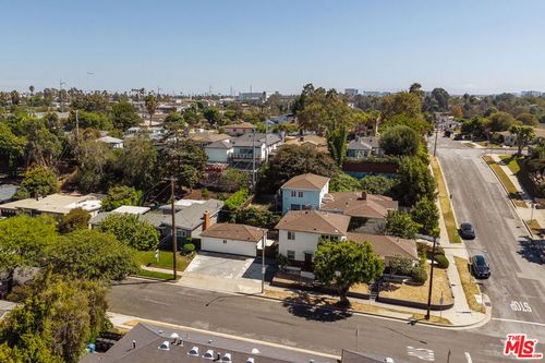 7020 Ramsgate Avenue, Los Angeles, CA, 90045 | Card Image