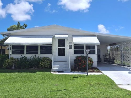 8204 W Bitterbush Ln, Port St. Lucie, FL, 34952-3317 | Card Image