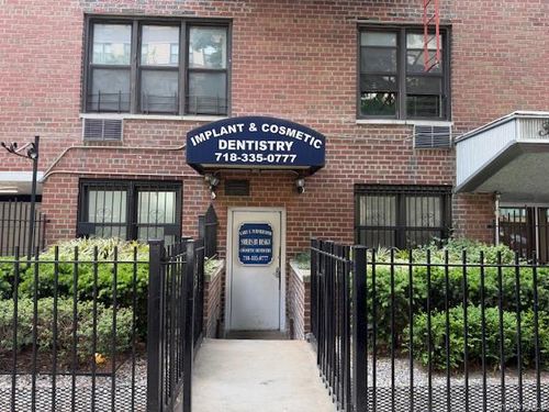 sp-37-30 73rd St, Jackson Heights, NY, 11372-6224 | Card Image