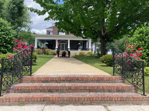 404 Washington St E, Fayetteville, TN, 37334-2550 | Card Image