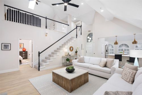 14604 Hemingway Ct, Addison, TX, 75001-7970 | Card Image