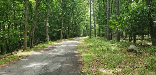 99 Zock Rd, Cuddebackville, NY, 12729-5013 | Card Image
