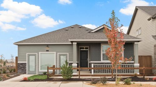21640 Se Fuji Dr, Bend, OR, 97702-7003 | Card Image