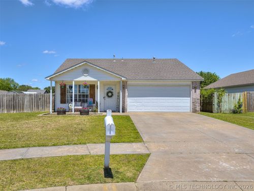 14901 89th Pl, Owasso, OK, 74055-4882 | Card Image
